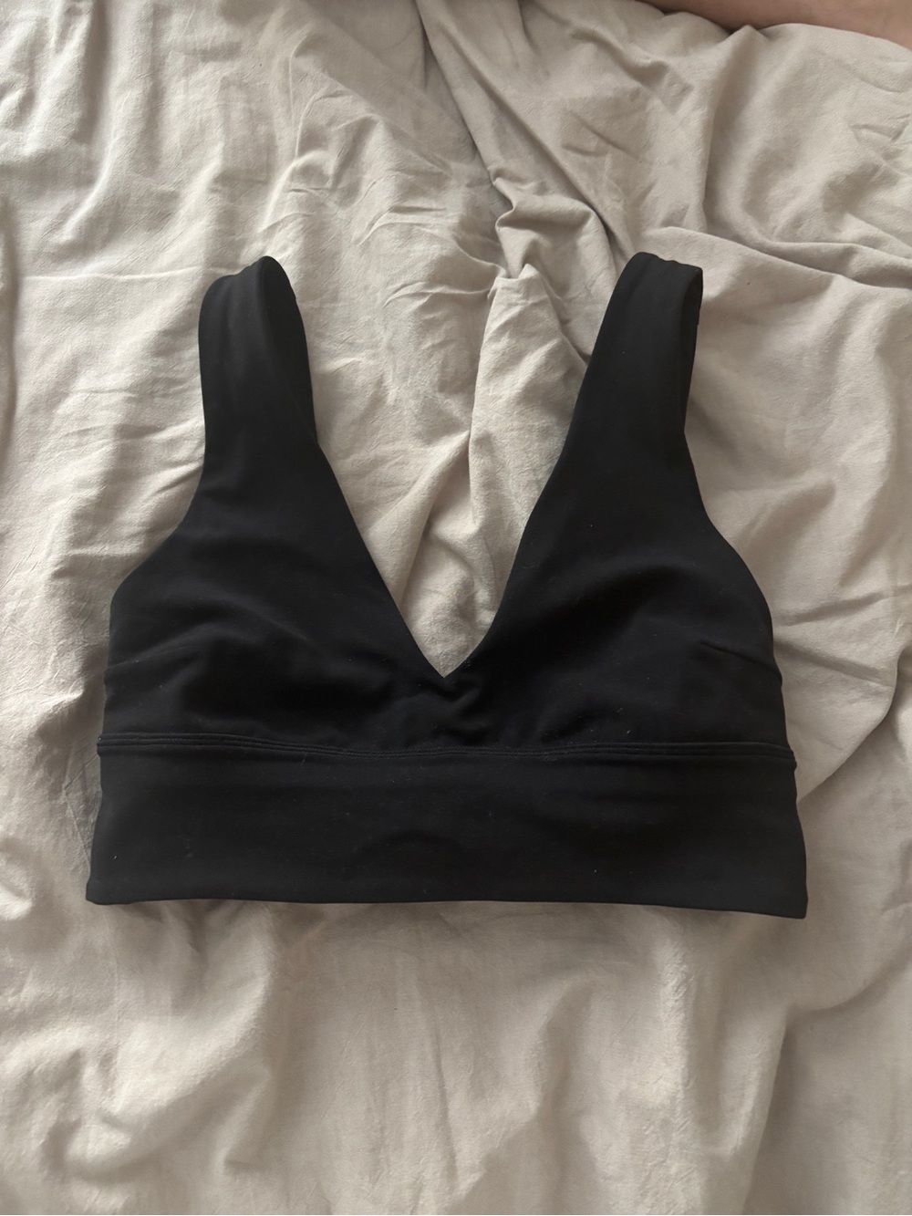 lululemon Align™ V-Neck bra black 6